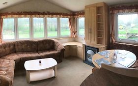 Yeovil Accomodation Business & Pleasure, 2 Dble Bedrooms, Bathroom En-Suite, Kitchen, Lounge, Diner, Garden, 365 Acres Forest & Streams, Workers Huts Available With Lrge Van Parking
